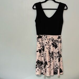Floral dress from Miusol, size S. Worn only once, perfect condition